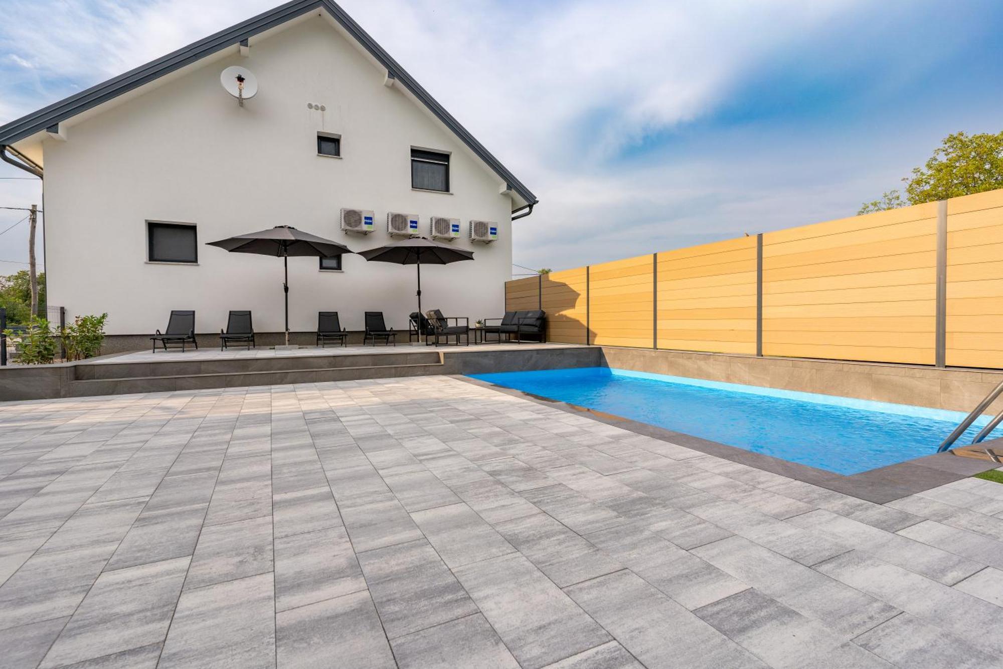 Apartments & Room Forest Slunj Exterior photo